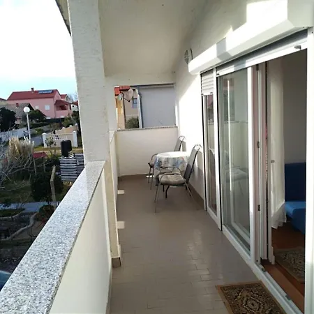 Marika-near Queen - By Ta Leut Agency Apartment