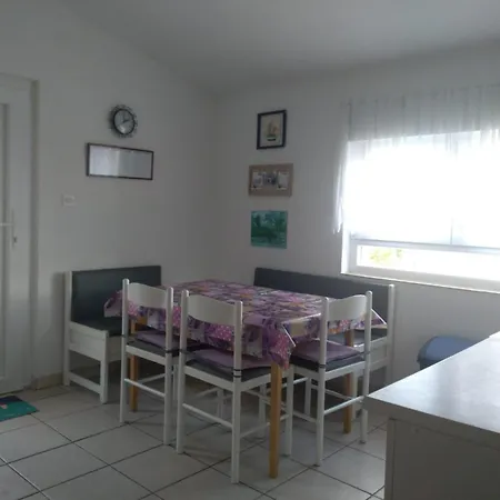 Apartamento Marika Sabunike Near Queen - By Ta Leut Agency *