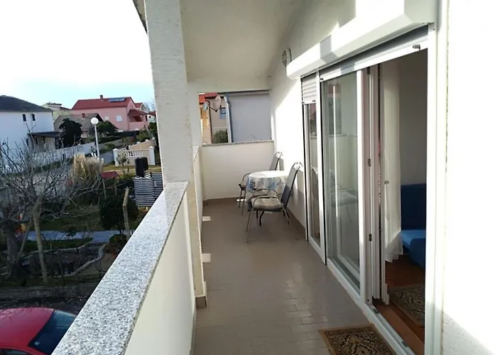 Marika-near Queen - By Ta Leut Agency Apartmán