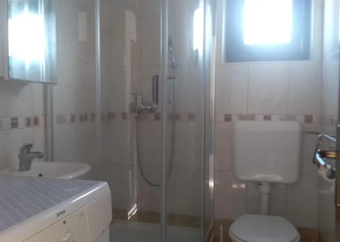 Marika-near Queen - By Ta Leut Agency